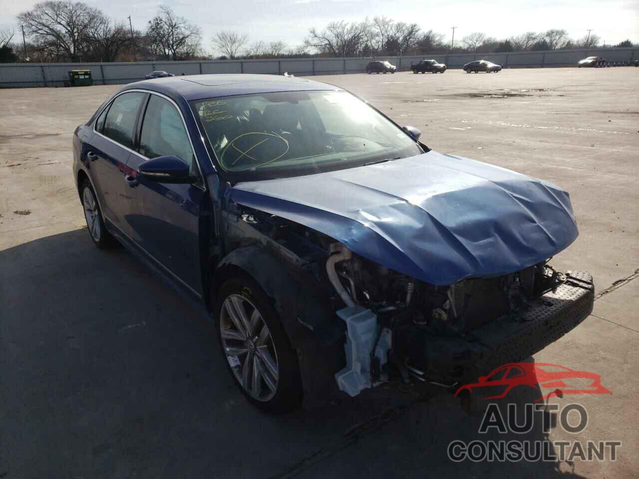 VOLKSWAGEN PASSAT 2017 - 1VWGT7A31HC036522