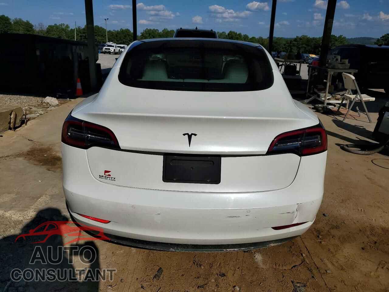 TESLA MODEL 3 2021 - 5YJ3E1EB4MF903306