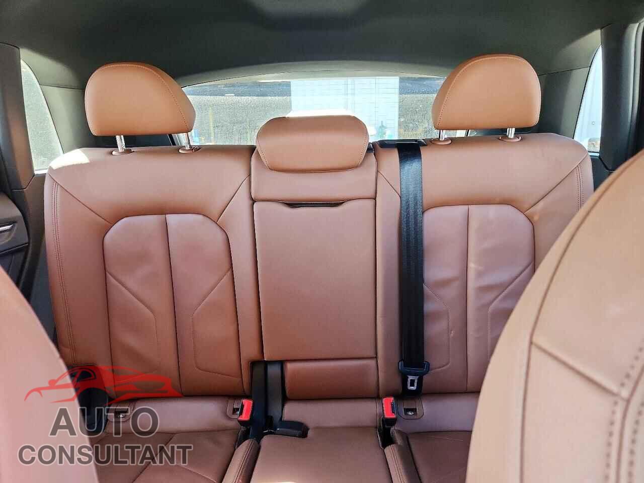 AUDI Q3 2020 - WA1EECF39L1093250