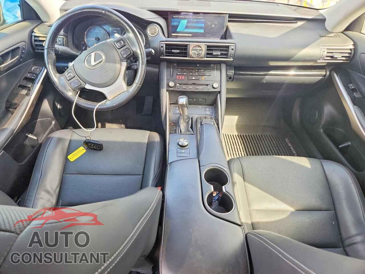 LEXUS IS 2018 - JTHBA1D28J5062160