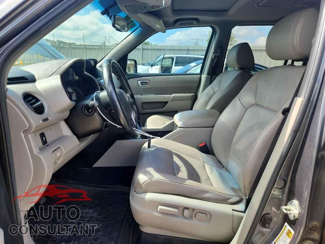 HONDA PILOT 2013 - 5FNYF3H66DB027433