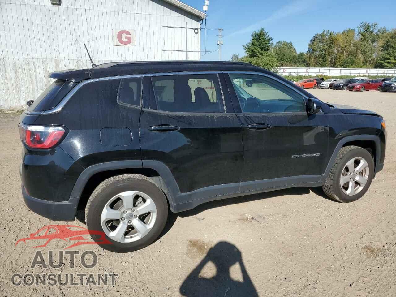 JEEP COMPASS 2018 - 3C4NJDBB0JT349687