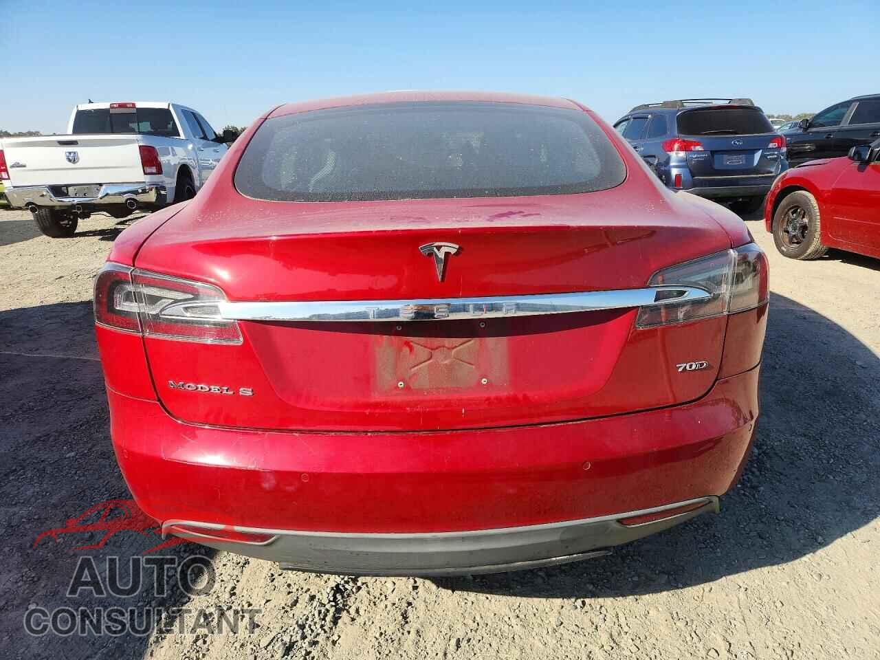 TESLA MODEL S 2015 - 5YJSA1E20FF116086