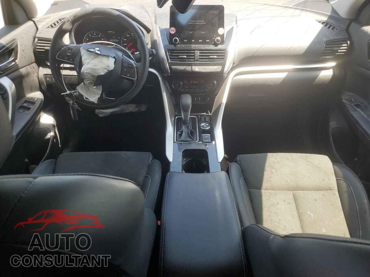 MITSUBISHI ECLIPSE 2024 - JA4ATWAA8RZ045101