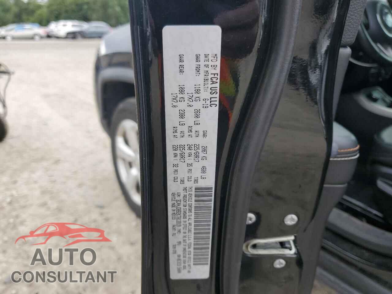 JEEP COMPASS 2019 - 3C4NJDBB2KT813919