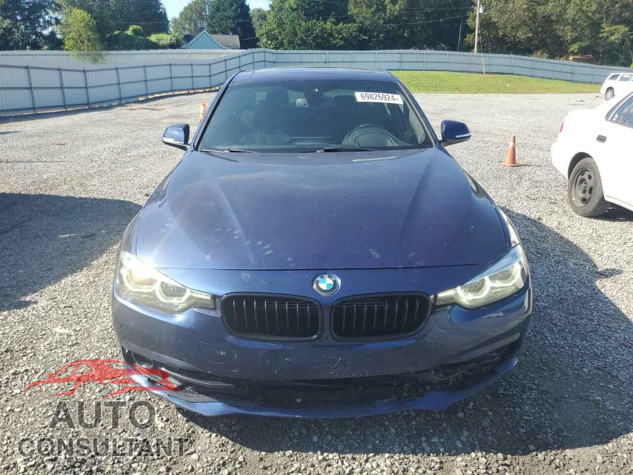 BMW 3 SERIES 2018 - WBA8E1C52JA180379