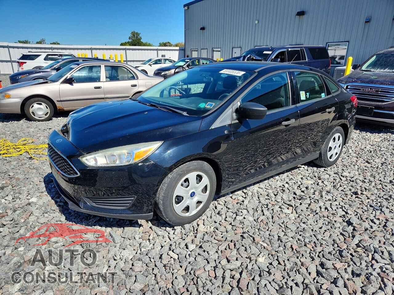 FORD FOCUS 2017 - 1FADP3E20HL312716