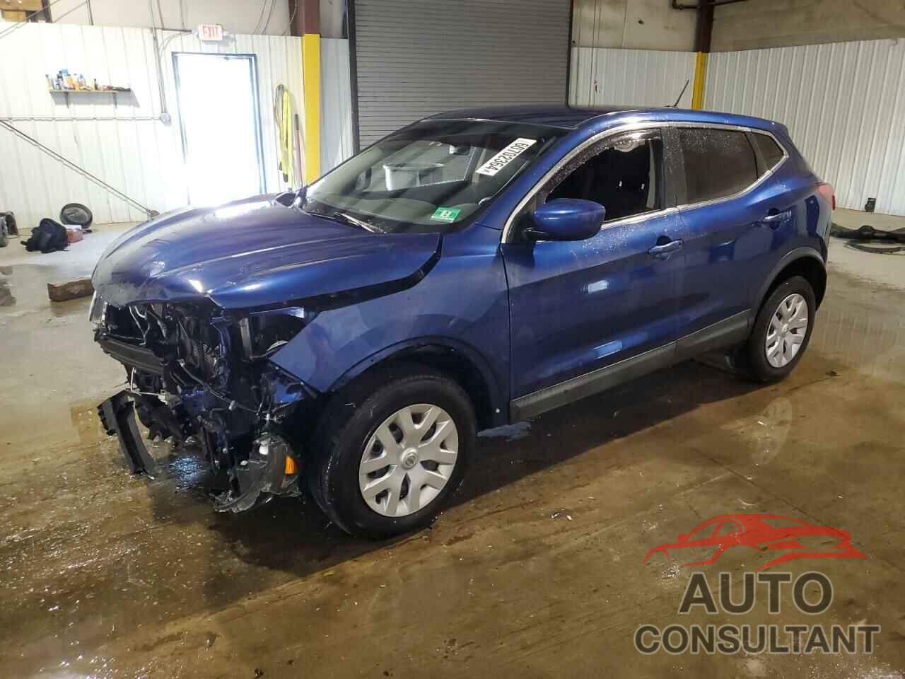 NISSAN ROGUE 2018 - JN1BJ1CR7JW261181