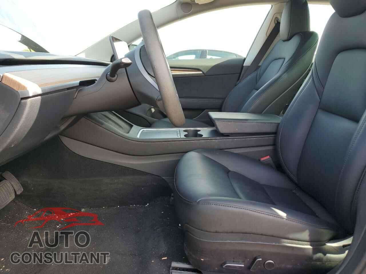 TESLA MODEL 3 2023 - 5YJ3E1EA9PF558821