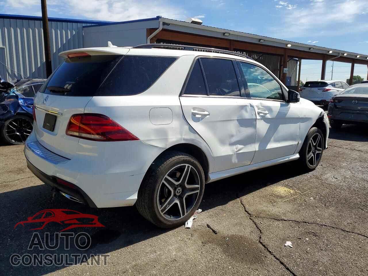 MERCEDES-BENZ GLE-CLASS 2017 - 4JGDA5JB5HA981701