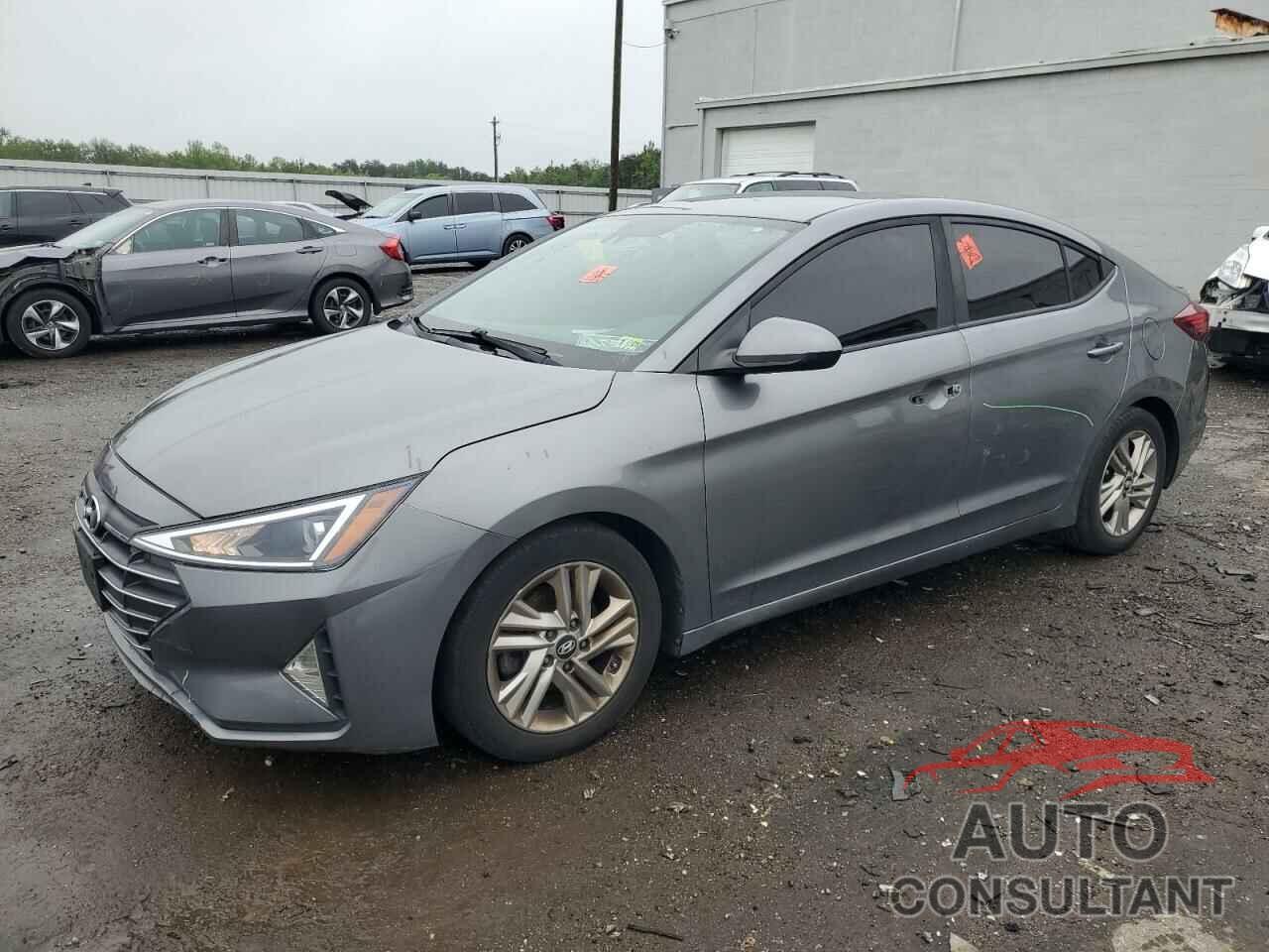 HYUNDAI ELANTRA 2019 - 5NPD84LF2KH435139