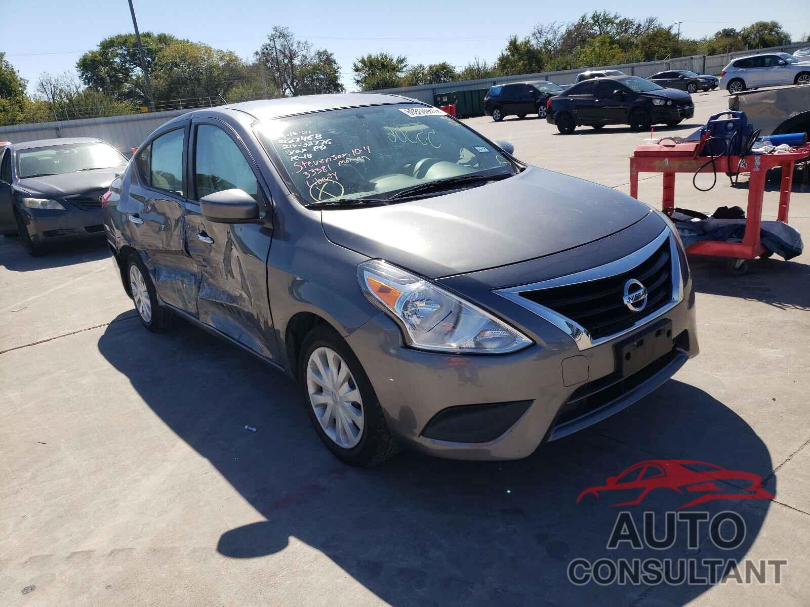 NISSAN VERSA 2018 - 3N1CN7AP1JL886484