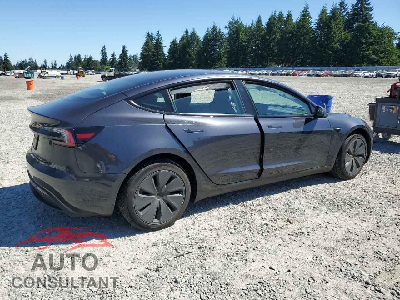 TESLA MODEL 3 2024 - 5YJ3E1EA0RF843300