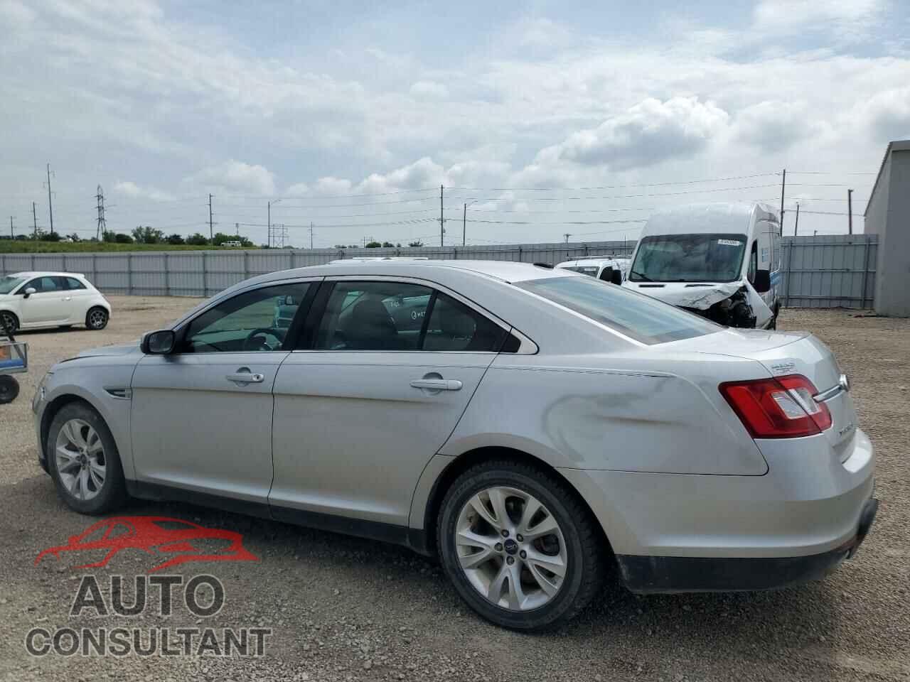 FORD TAURUS 2012 - 1FAHP2HW7CG124187