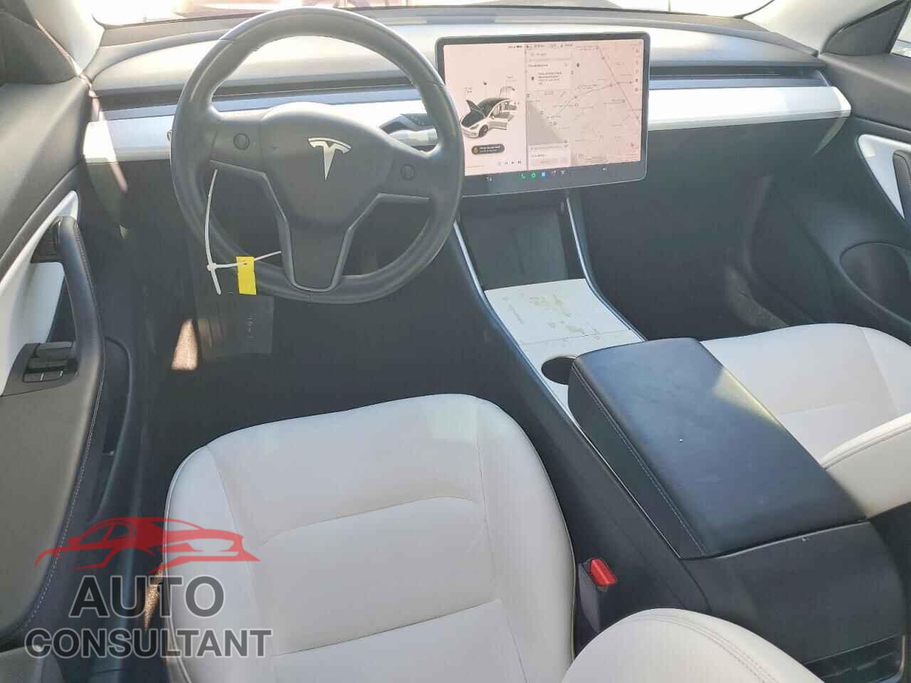 TESLA MODEL 3 2018 - 5YJ3E1EB7JF100047