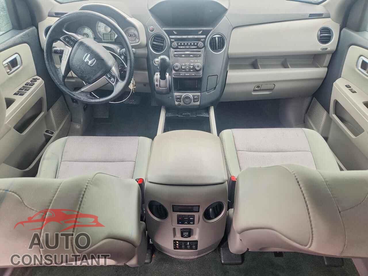 HONDA PILOT 2015 - 5FNYF4H38FB070928