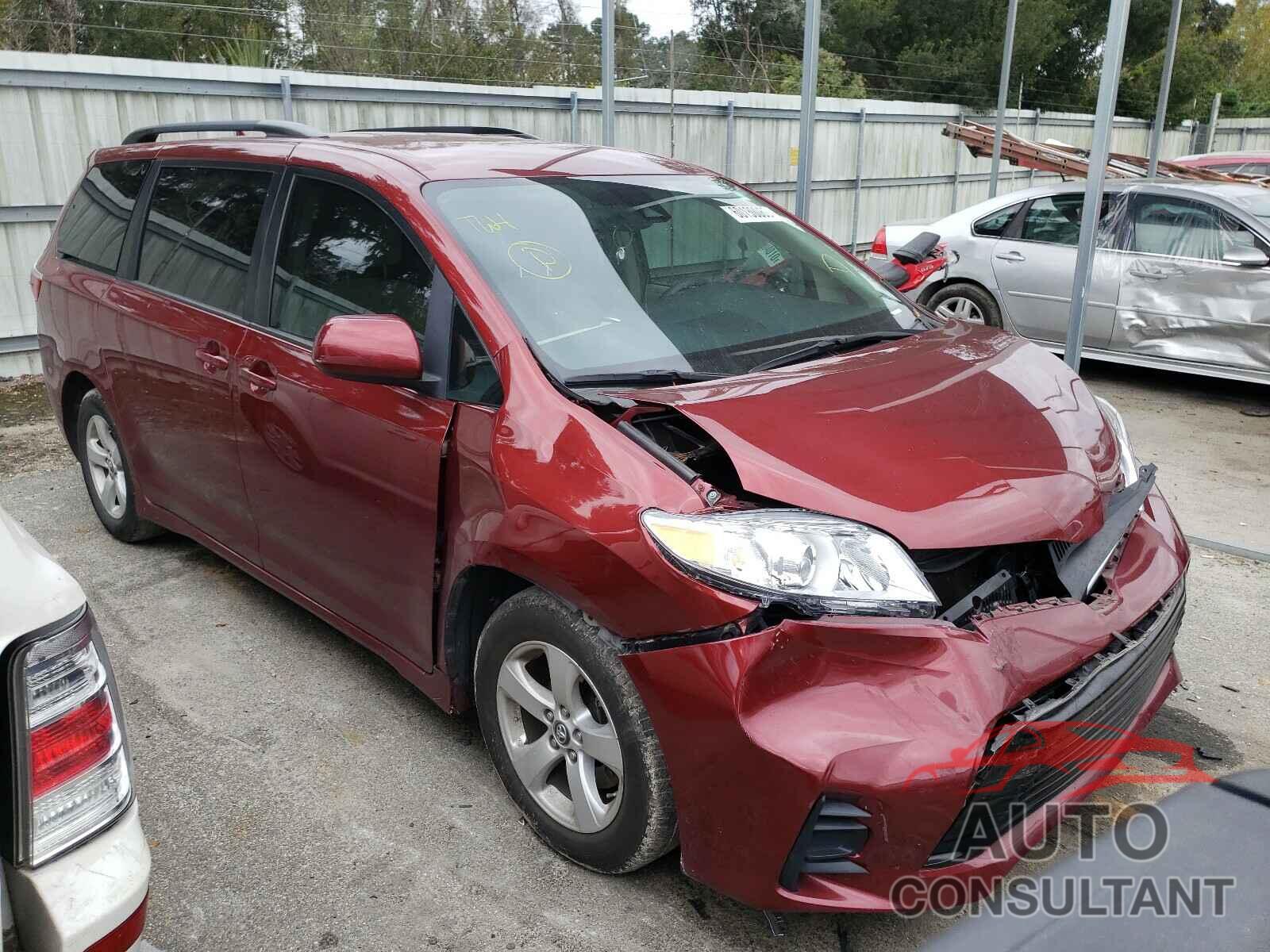 TOYOTA SIENNA 2018 - 5TDKZ3DCXJS945461