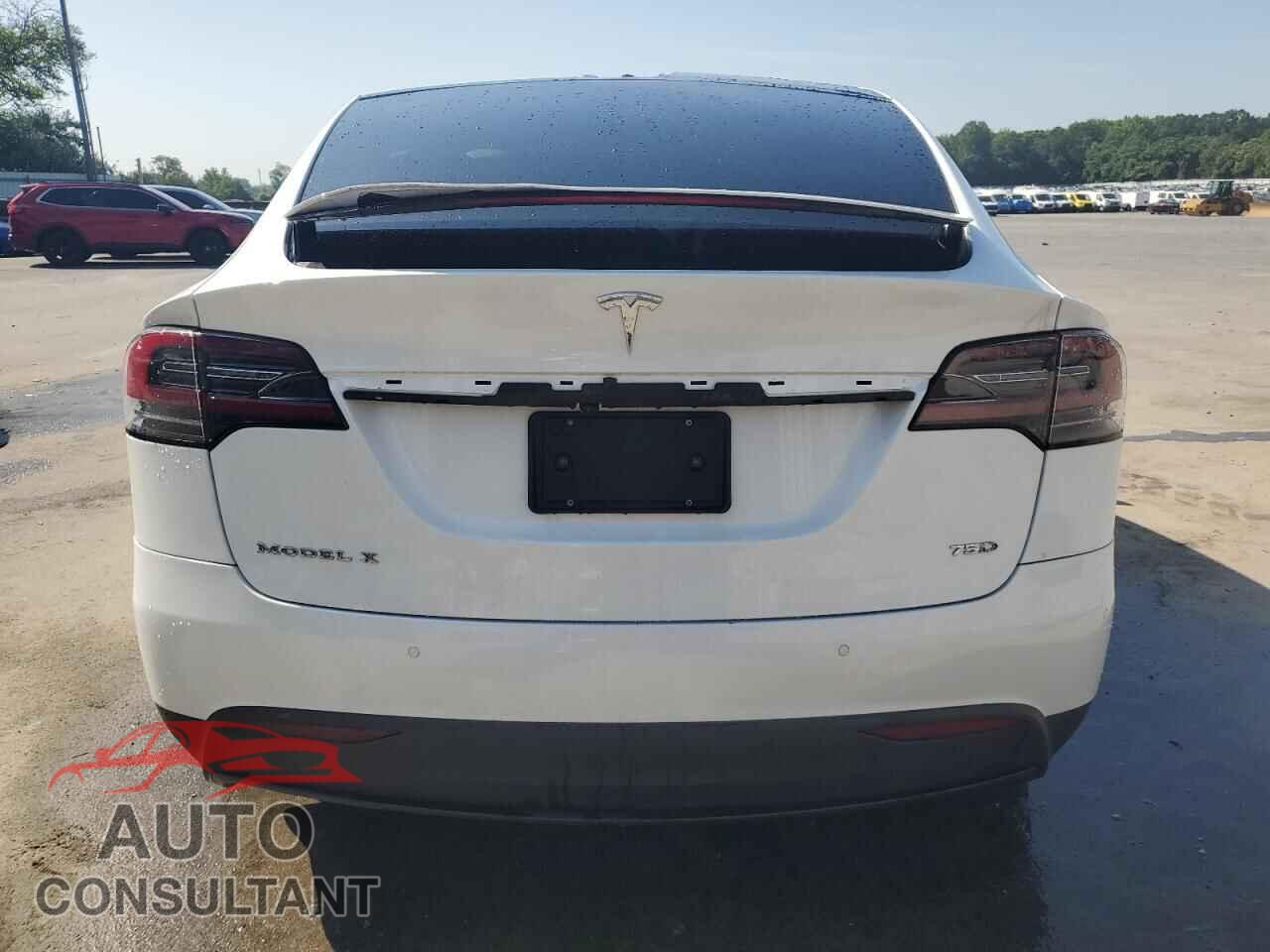 TESLA MODEL X 2018 - 5YJXCBE21JF122333