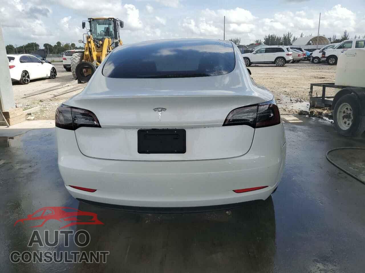TESLA MODEL 3 2021 - 5YJ3E1EA1MF062293