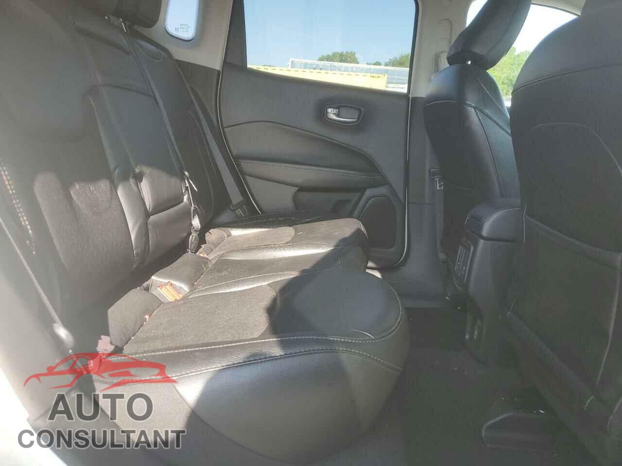 JEEP COMPASS 2020 - 3C4NJDBB8LT139308