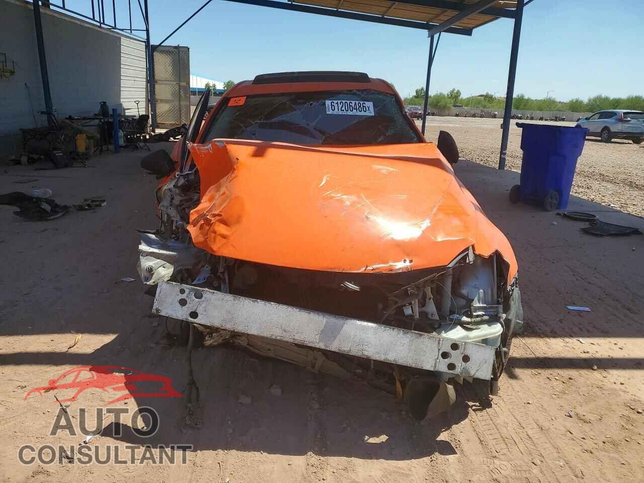 LEXUS IS 2012 - JTHCF5C28C5056022