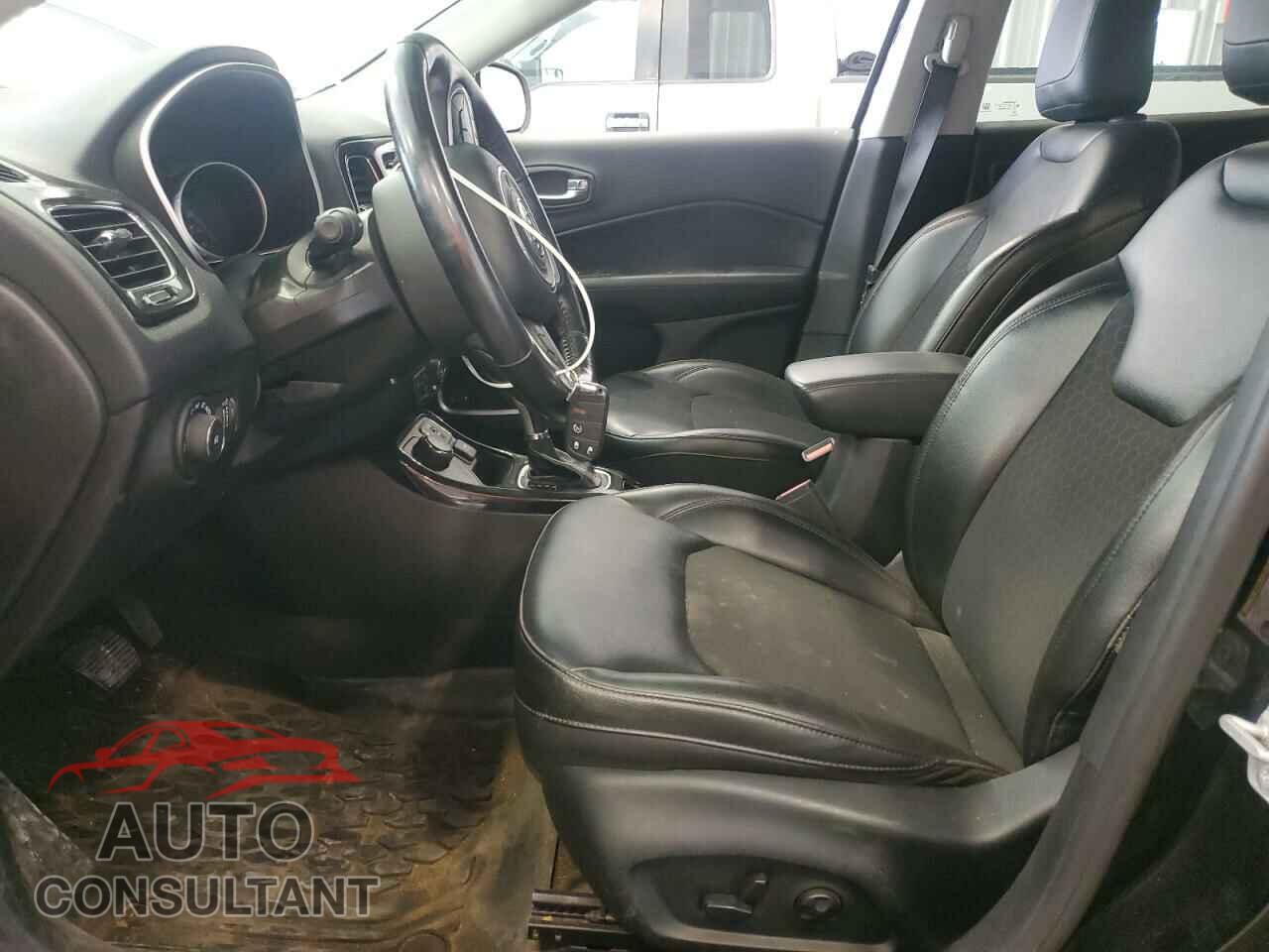 JEEP COMPASS 2018 - 3C4NJDBB2JT366880