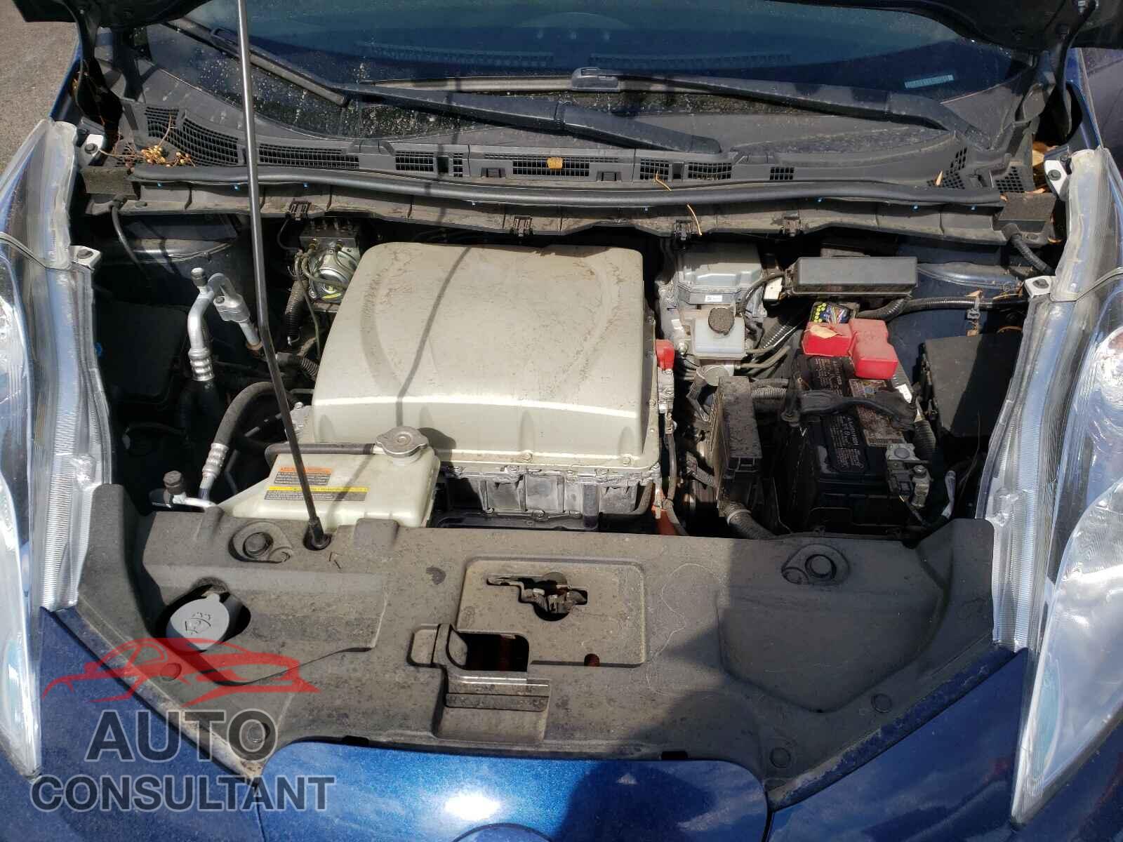 NISSAN LEAF 2017 - 1N4BZ0CP5HC310054
