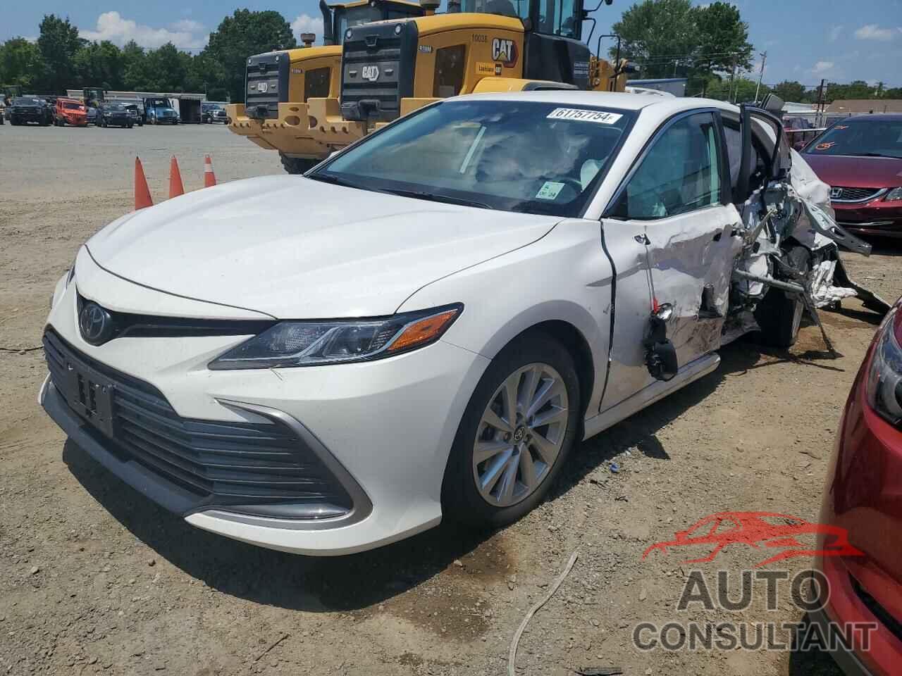 TOYOTA CAMRY 2023 - 4T1C11AK0PU818505