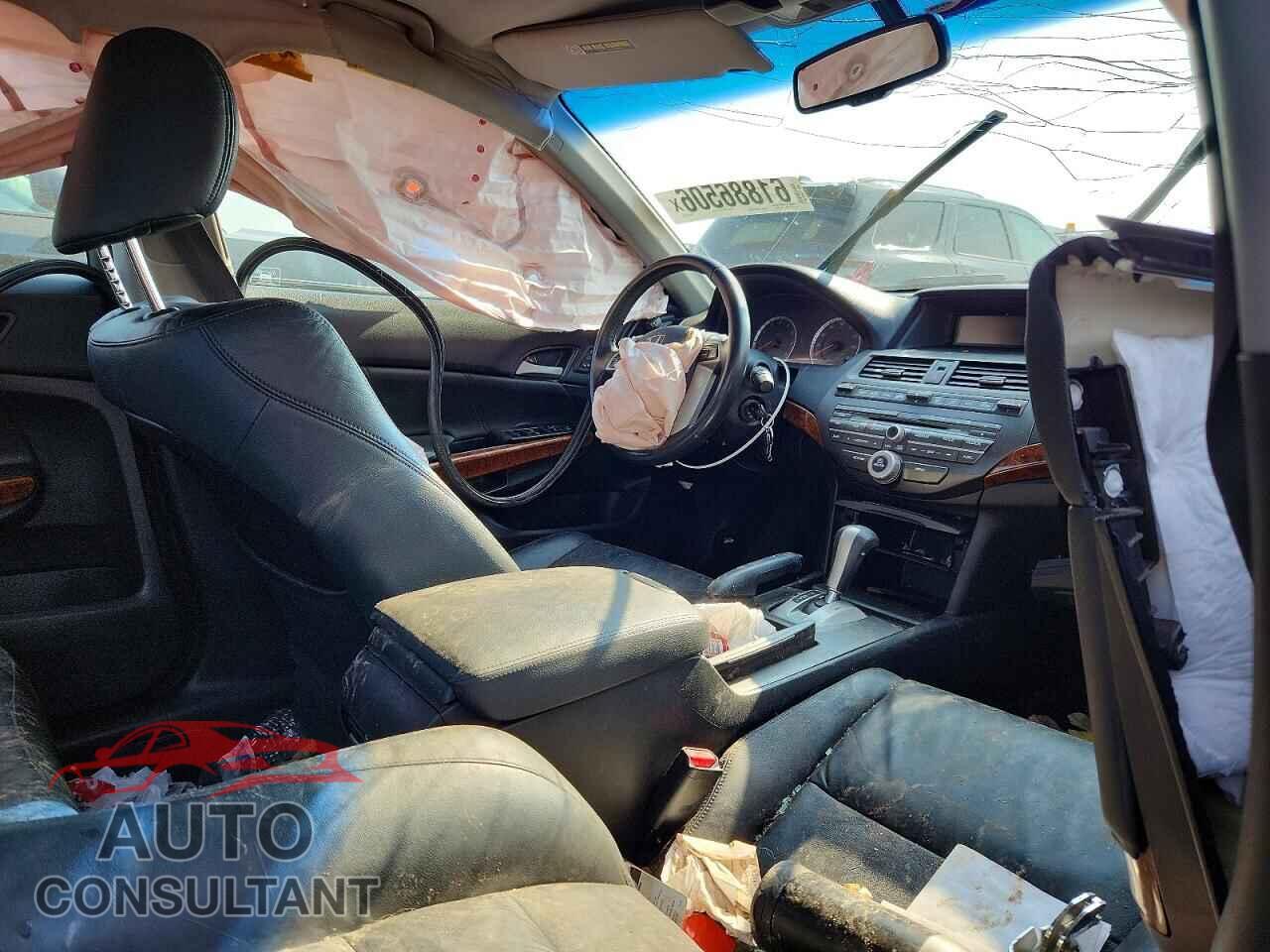 HONDA ACCORD 2011 - 1HGCP3F82BA031885
