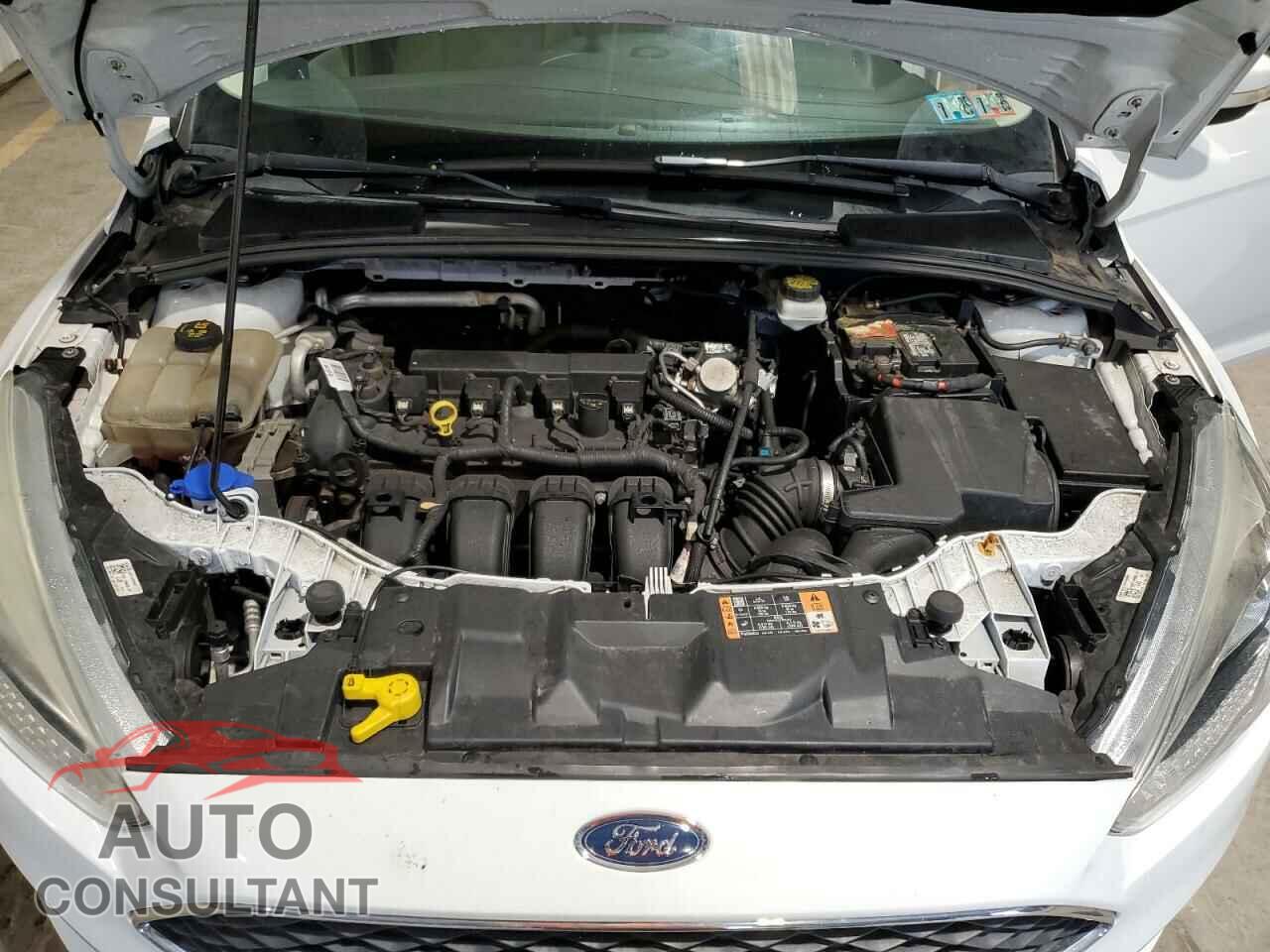 FORD FOCUS 2017 - 1FADP3F26HL243335