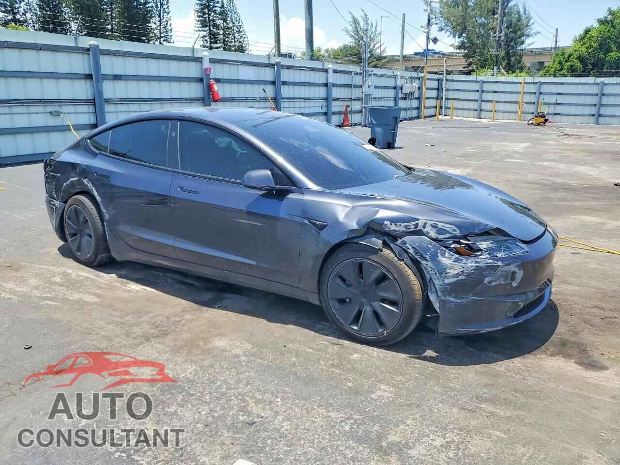 TESLA MODEL 3 2025 - 5YJ3E1EA5SF034736