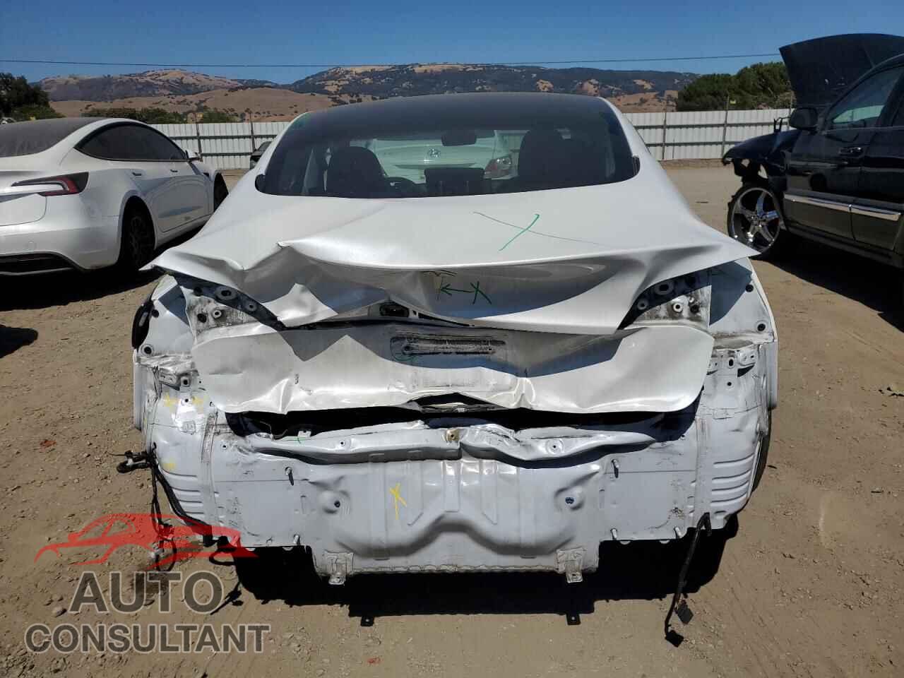 TESLA MODEL 3 2021 - 5YJ3E1EA7MF867327