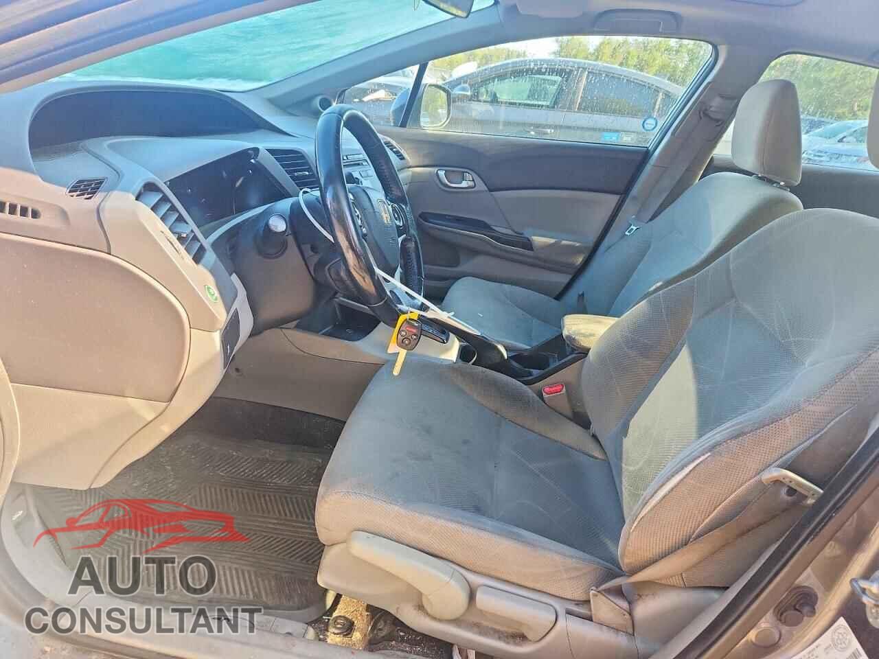 HONDA CIVIC 2012 - 2HGFB2F51CH113945