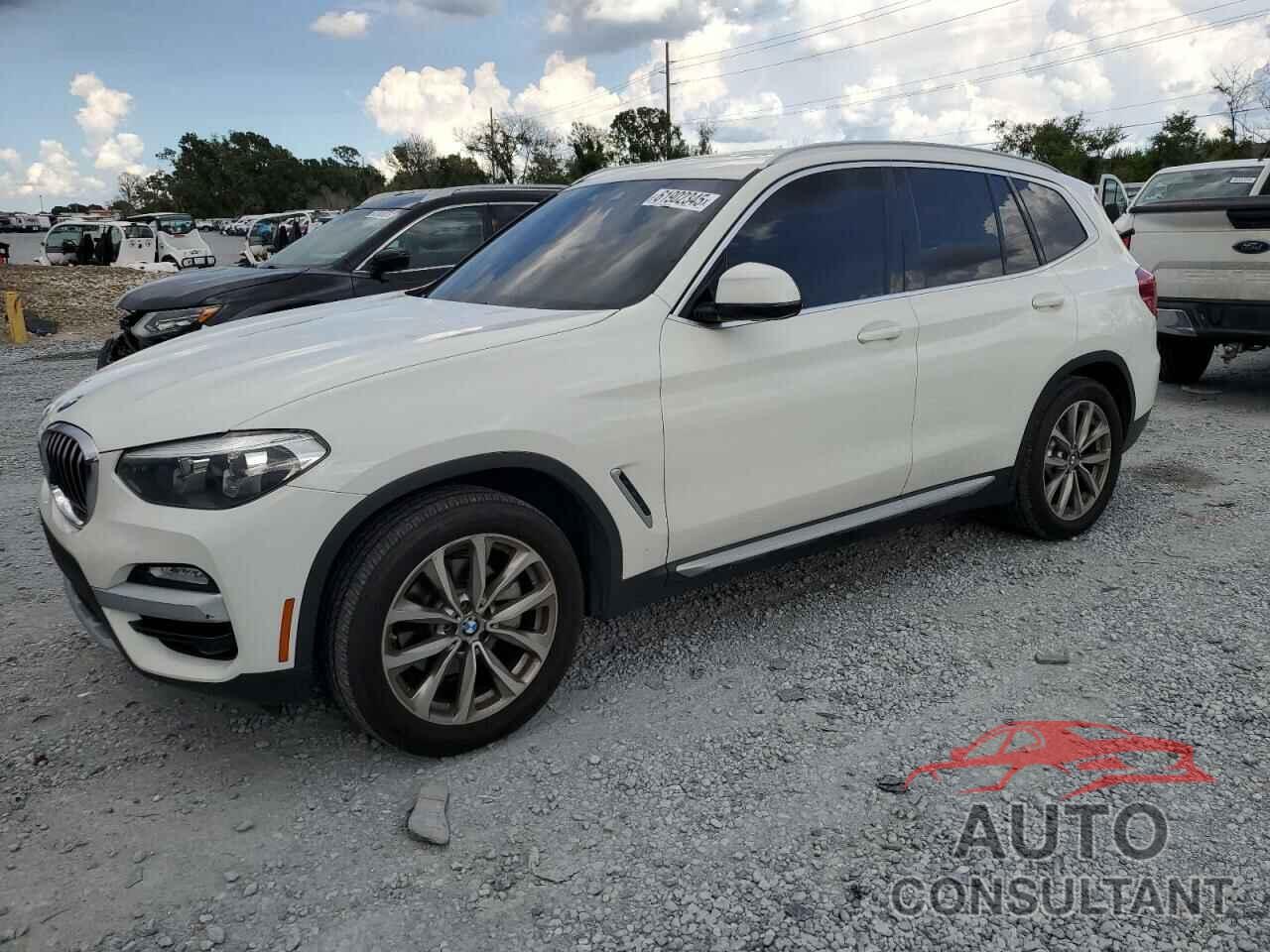 BMW X3 2019 - 5UXTR9C59KLE17067