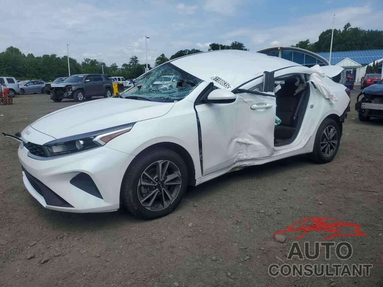 KIA FORTE 2023 - 3KPF24AD7PE616289