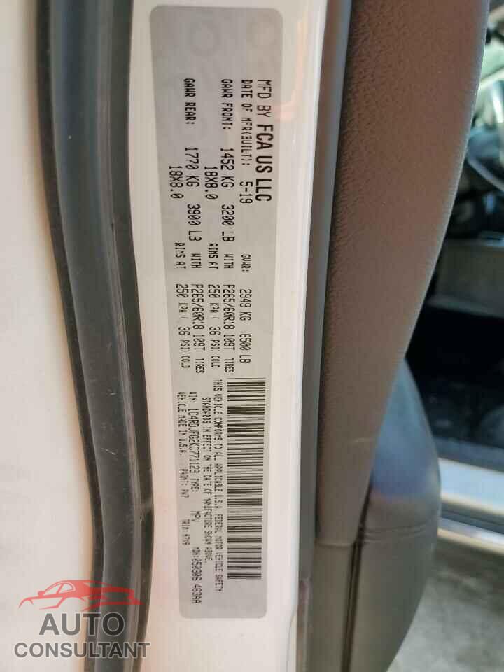 DODGE DURANGO 2019 - 1C4RDJFG2KC771129