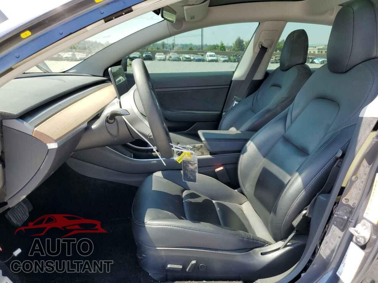 TESLA MODEL 3 2020 - 5YJ3E1EA0LF739431