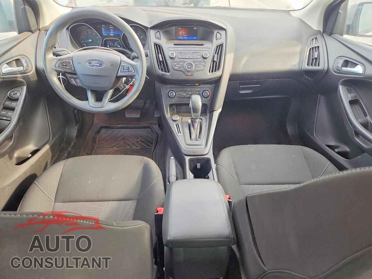 FORD FOCUS 2017 - 1FADP3F26HL325727