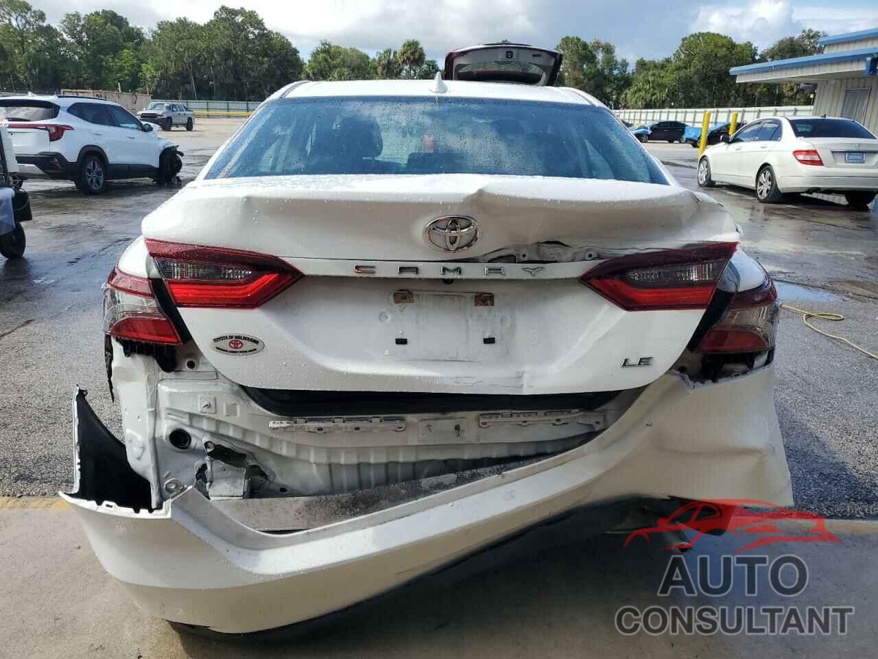 TOYOTA CAMRY 2021 - 4T1C11AK8MU597912