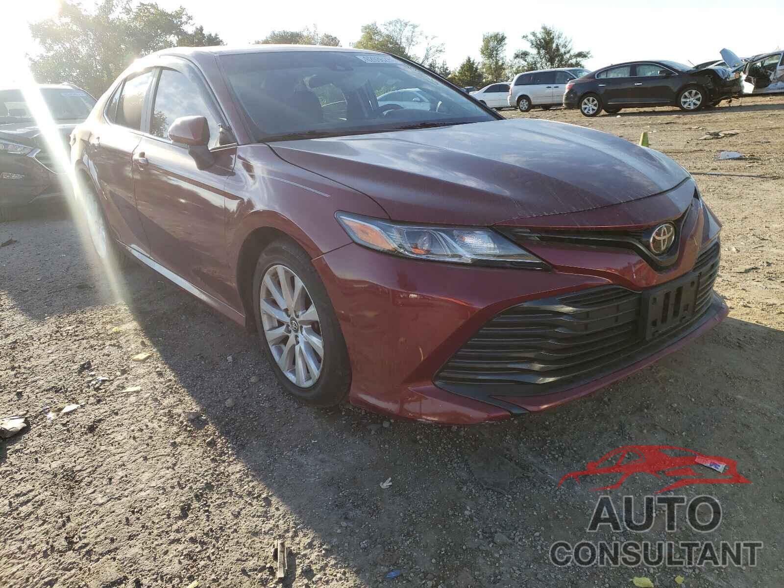 TOYOTA CAMRY 2018 - 4T1B11HK5JU544923