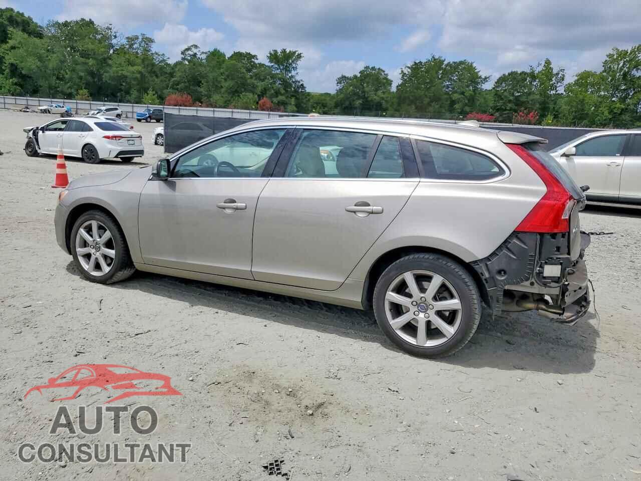 VOLVO V60 2016 - YV140MEM1G1306255