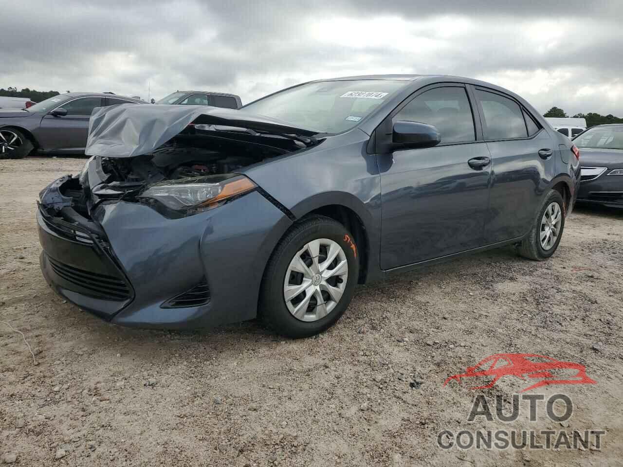 TOYOTA COROLLA 2018 - 5YFBURHE3JP835440