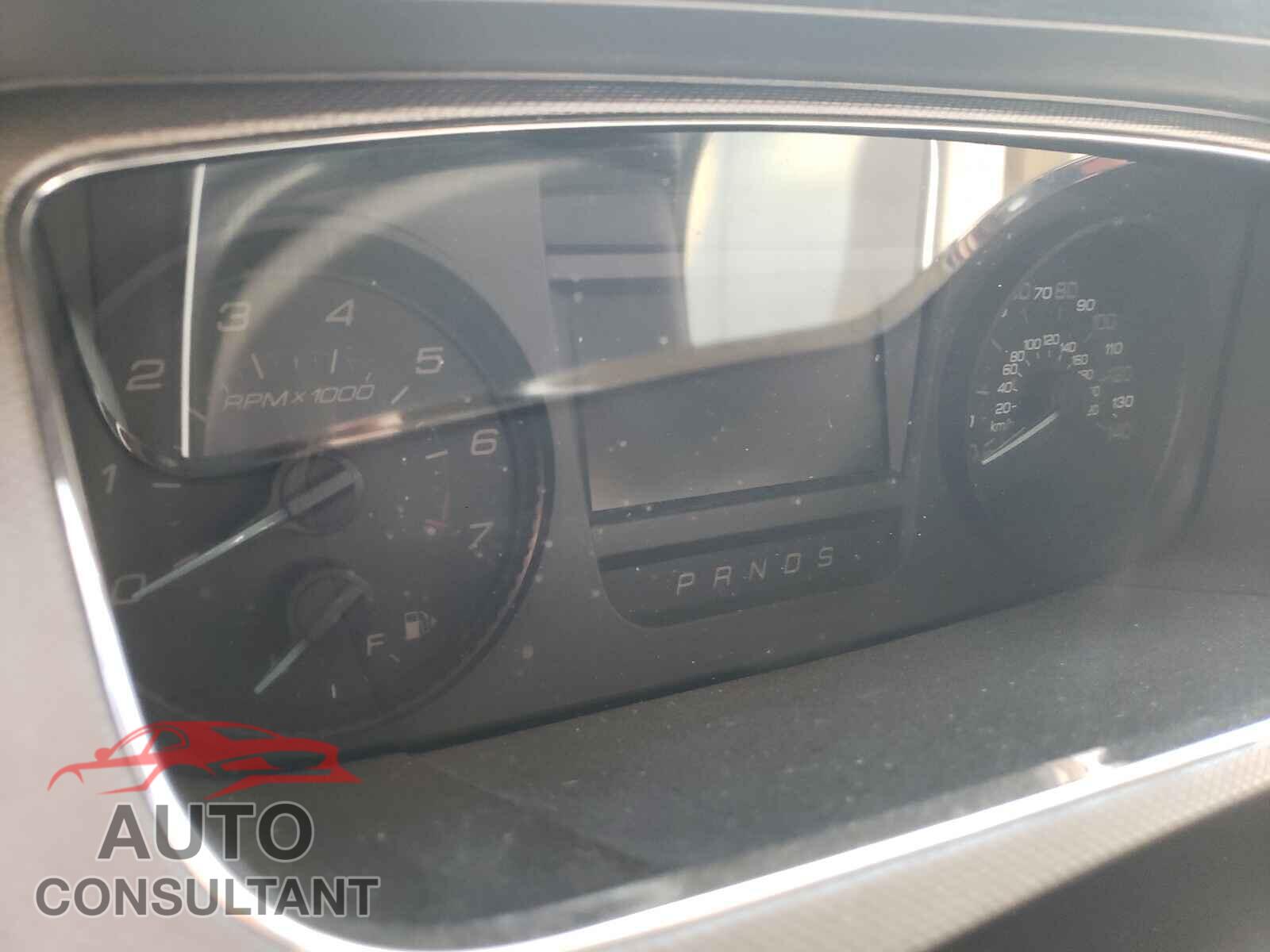 FORD TAURUS 2017 - 1FAHP2D83HG142796