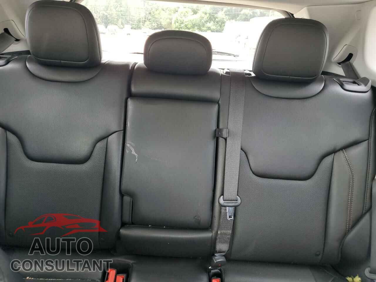 JEEP COMPASS 2021 - 3C4NJDCB4MT522226