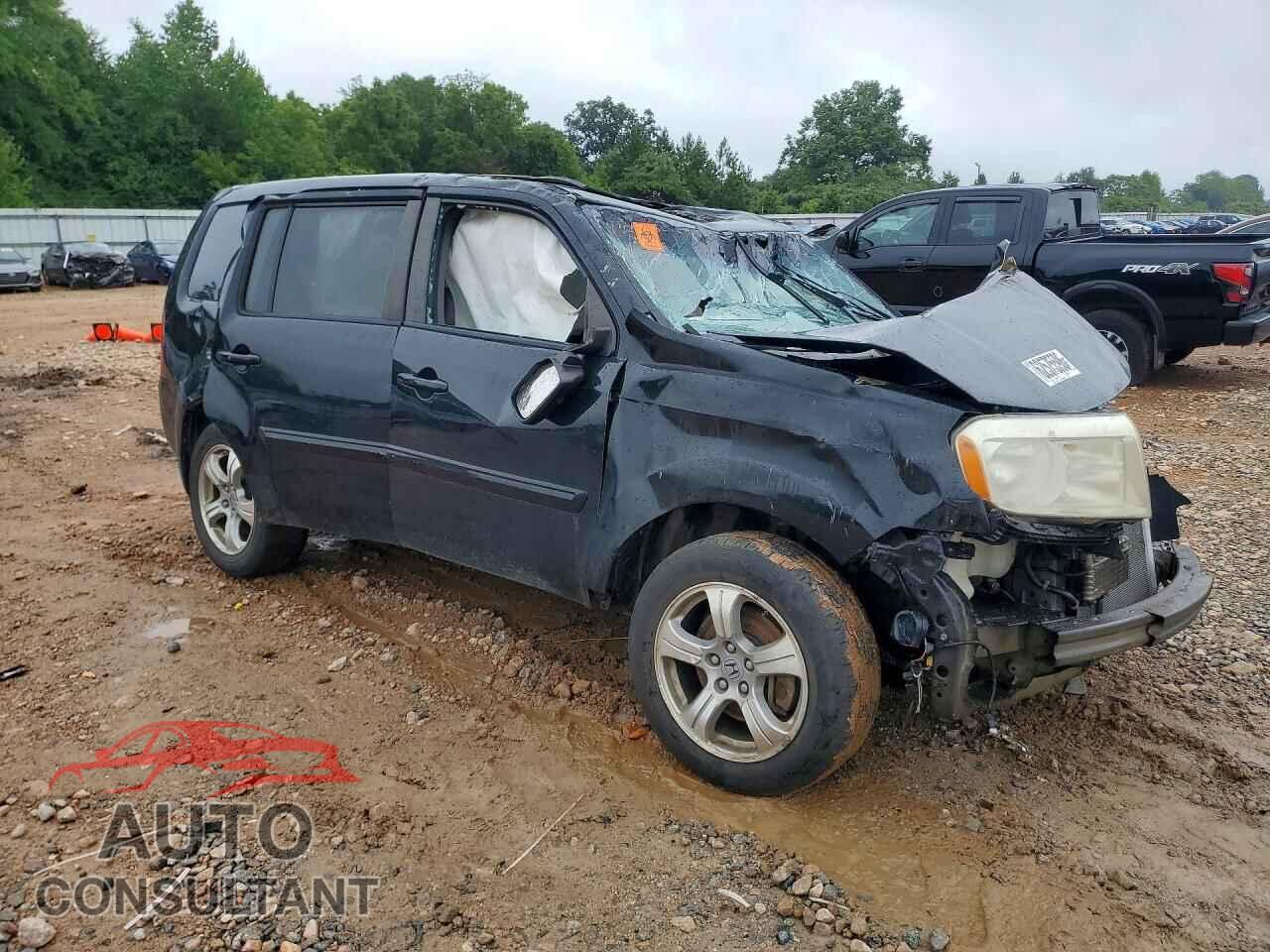 HONDA PILOT 2013 - 5FNYF4H56DB003808