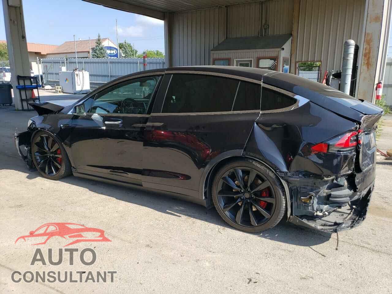TESLA MODEL X 2017 - 5YJXCBE49HF039938