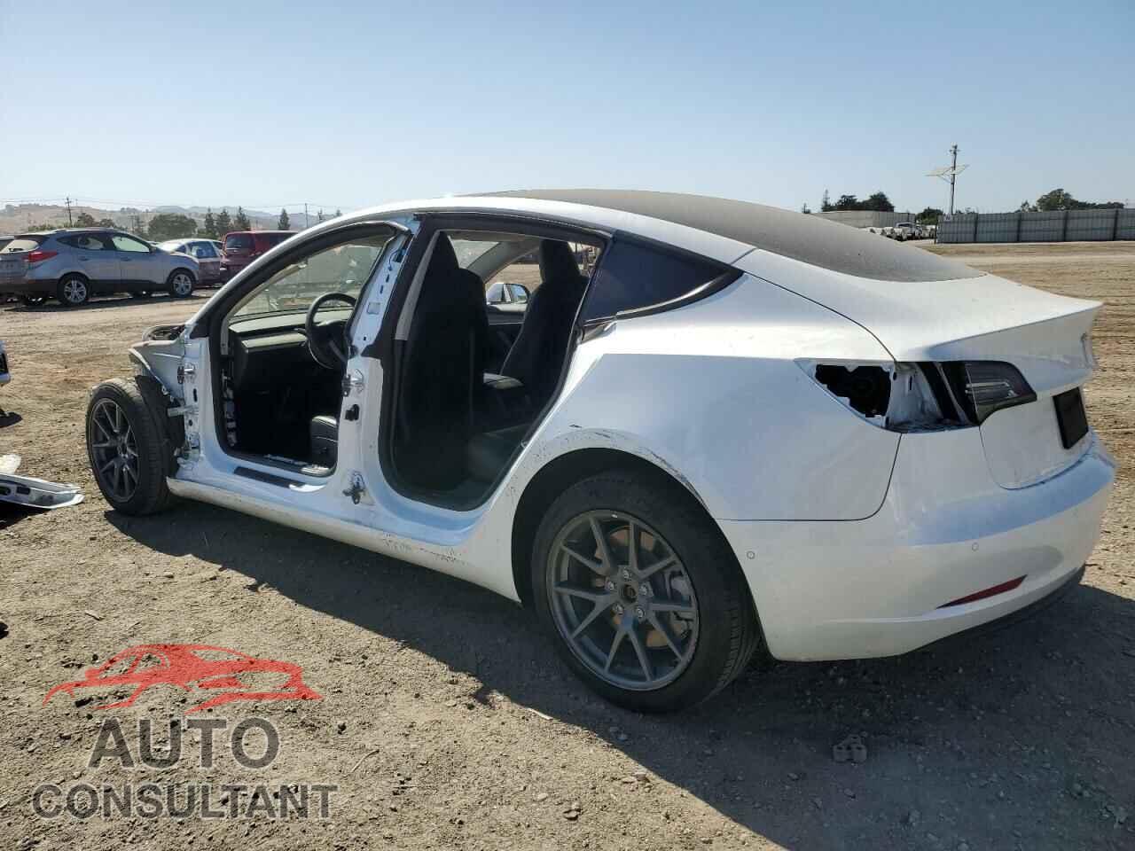 TESLA MODEL 3 2022 - 5YJ3E1EA5NF243091