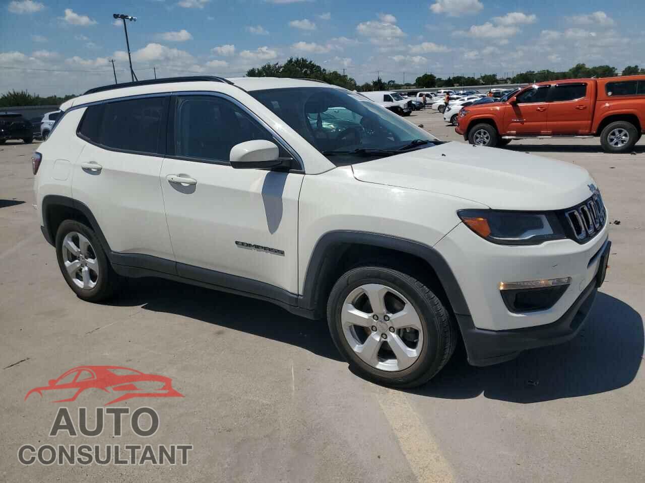 JEEP COMPASS 2018 - 3C4NJDBB1JT331490