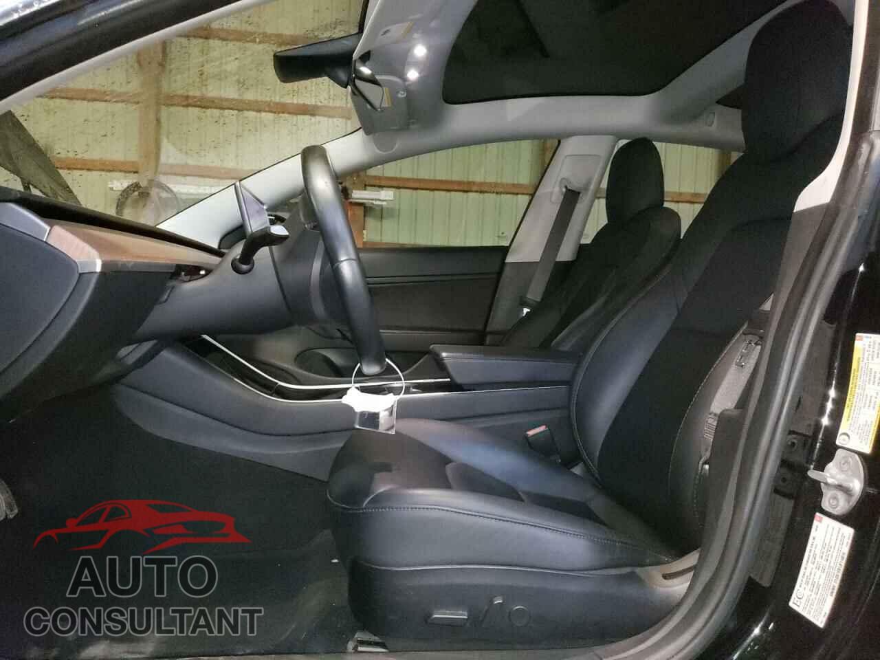 TESLA MODEL 3 2018 - 5YJ3E1EB1JF110816
