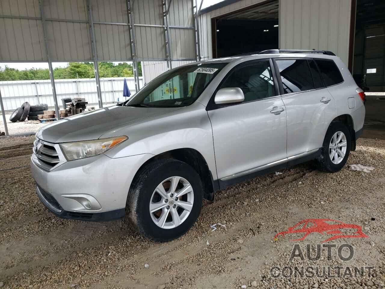 TOYOTA HIGHLANDER 2012 - 5TDBK3EH8CS111447